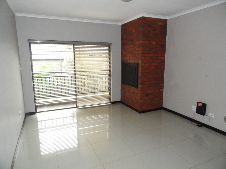 To Let 3 Bedroom Property for Rent in Van Der Hoff Park North West